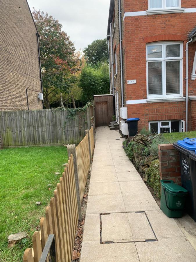Cozy 1 Bedroom Basement Flat London Exterior photo